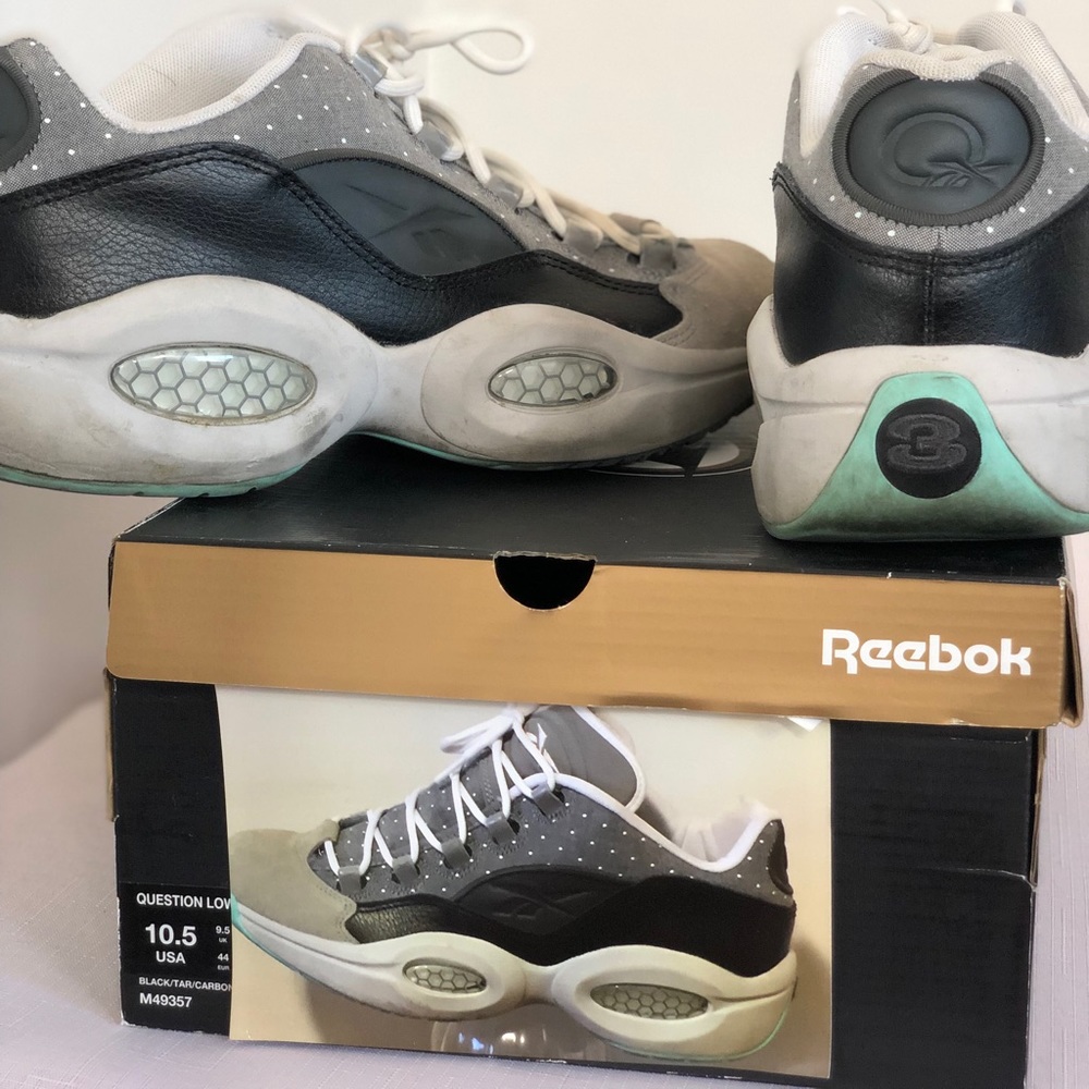 Reebok Question - Picture 2 of 4